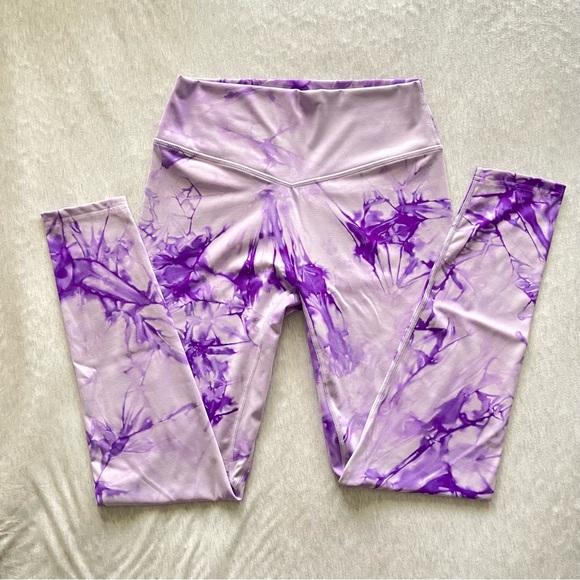 🌸 SOLD 🌸 VITALITY - The Cloud Pant Marbled Leggings - Picture 5 of 9